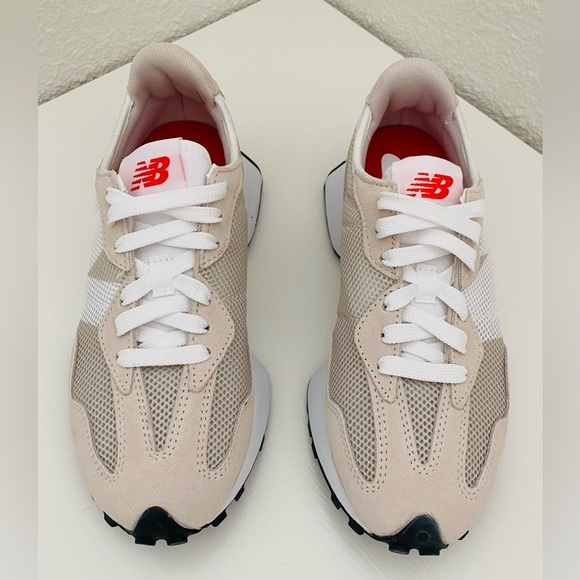 New Balance Beige and White Women's Sneakers - Picture 2 of 5